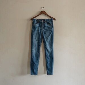 American Eagle High Rise Jegging Crop Jeans • Size 6 Long